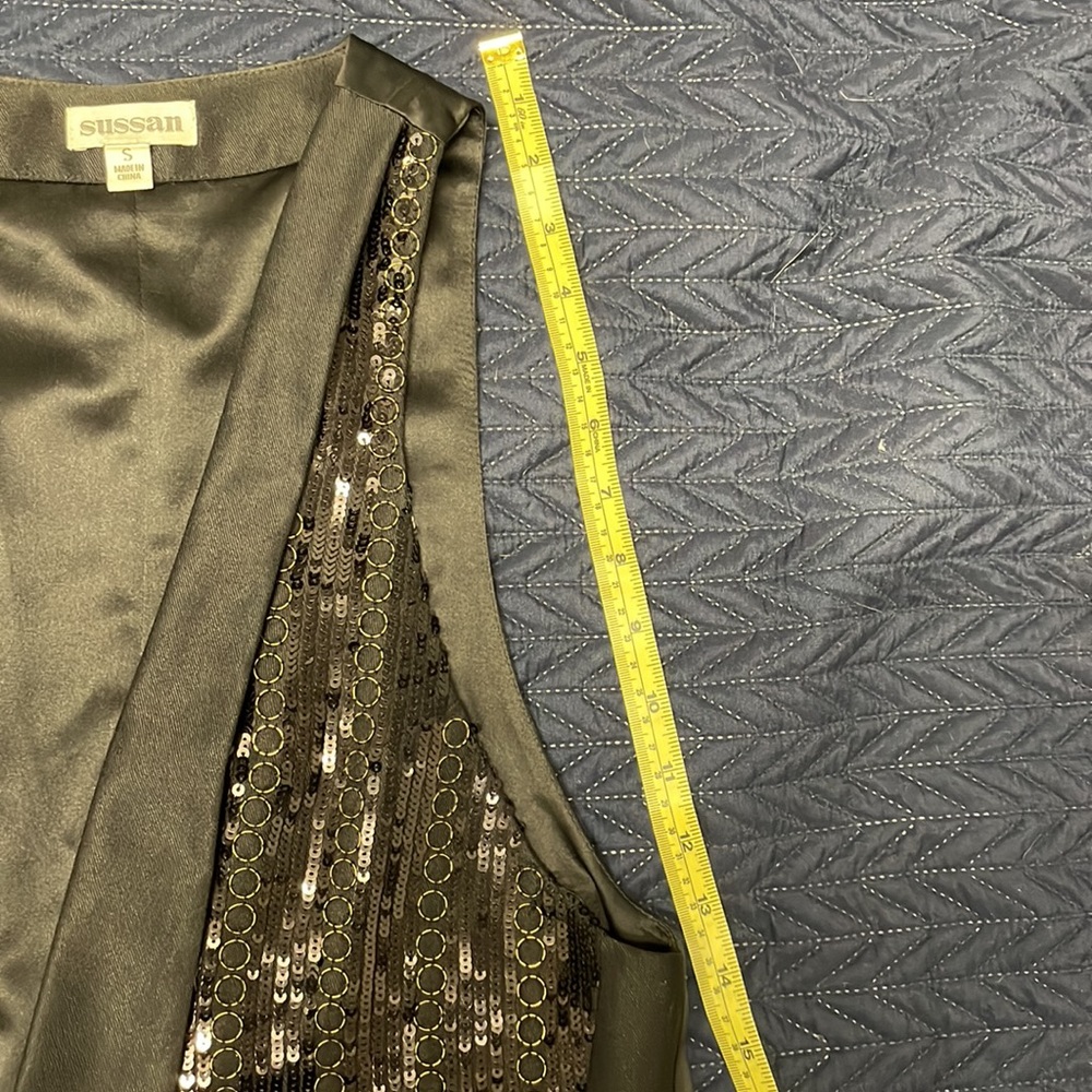 Black Sequin Vest - Picture 5 of 6